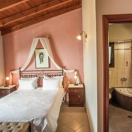 Apolis Luxury Villa